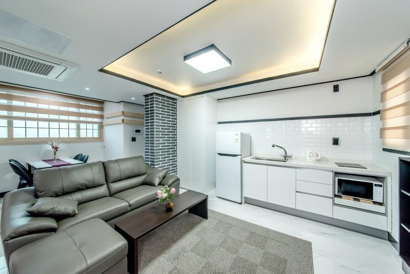 Jeju Skyhill Pension Согвіпо Екстер'єр фото